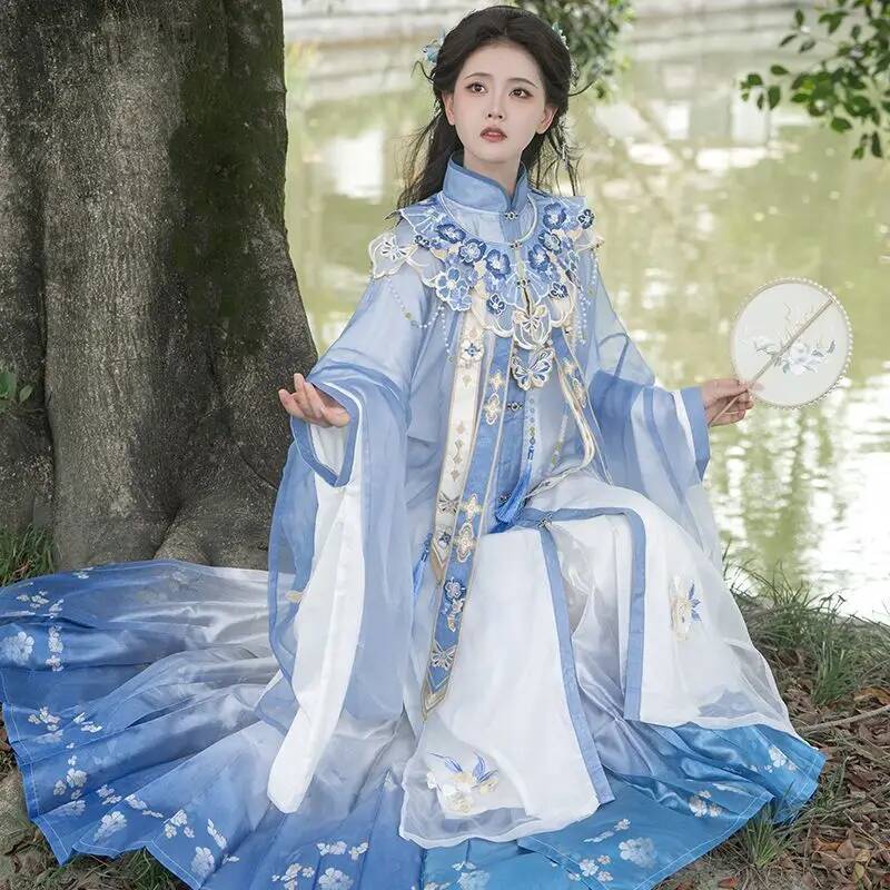 تنورة ماميان شتوية [Lan Jin Lu - مراجعة Embroidery Shirt وسعره