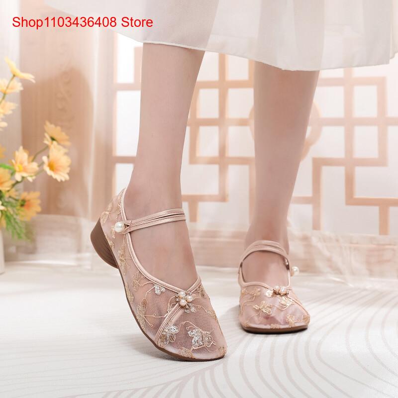 أحذية شبكية جديدة بكعب منخفض م - مراجعة Embroidery Style وسعره