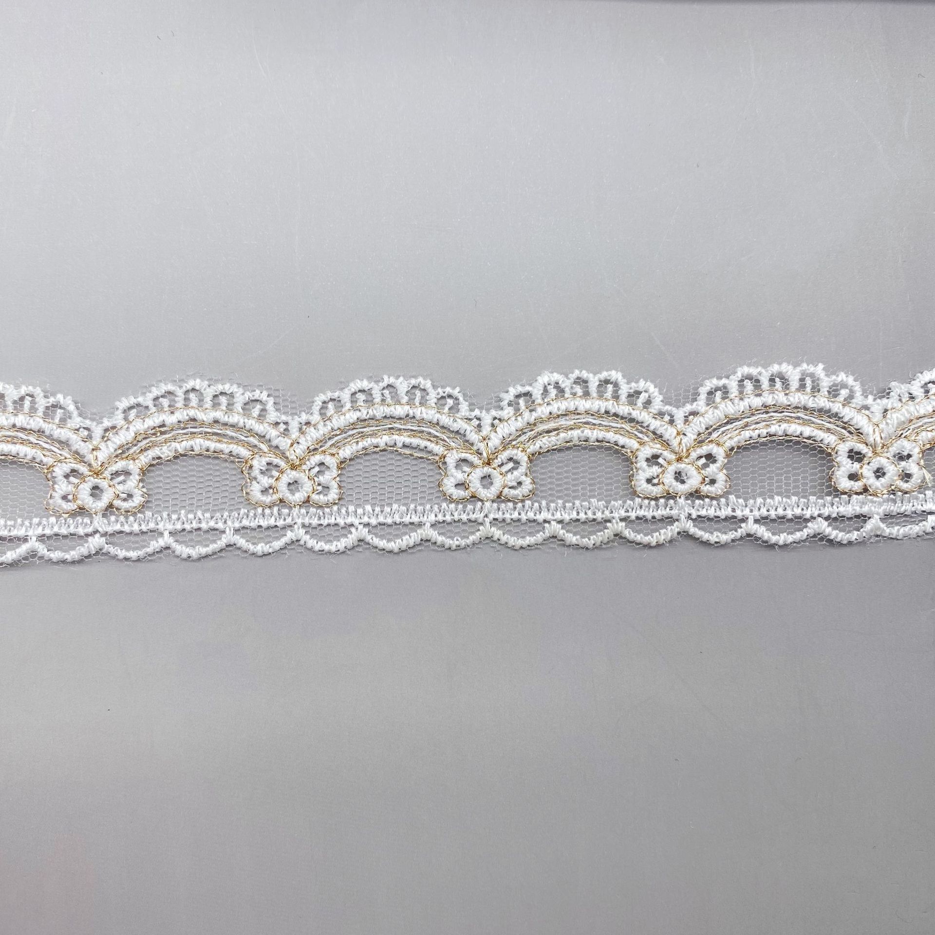نسيج شبكة التطريز الجوف القوس  - مراجعة Embroidery Ribbon وسعره