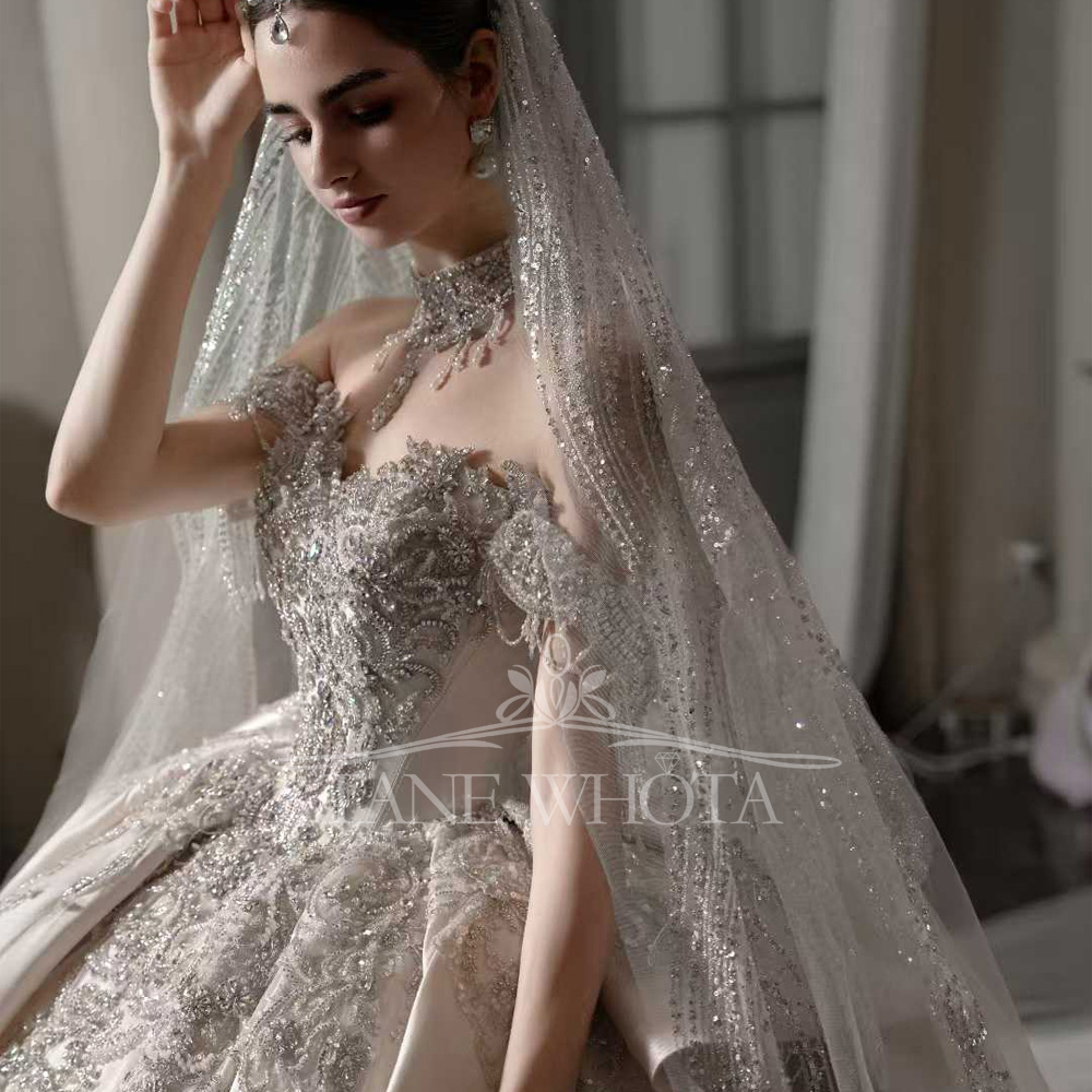 فستان زفاف فاخر مزين بالترتر ا - مراجعة Embroidery Rose وسعره