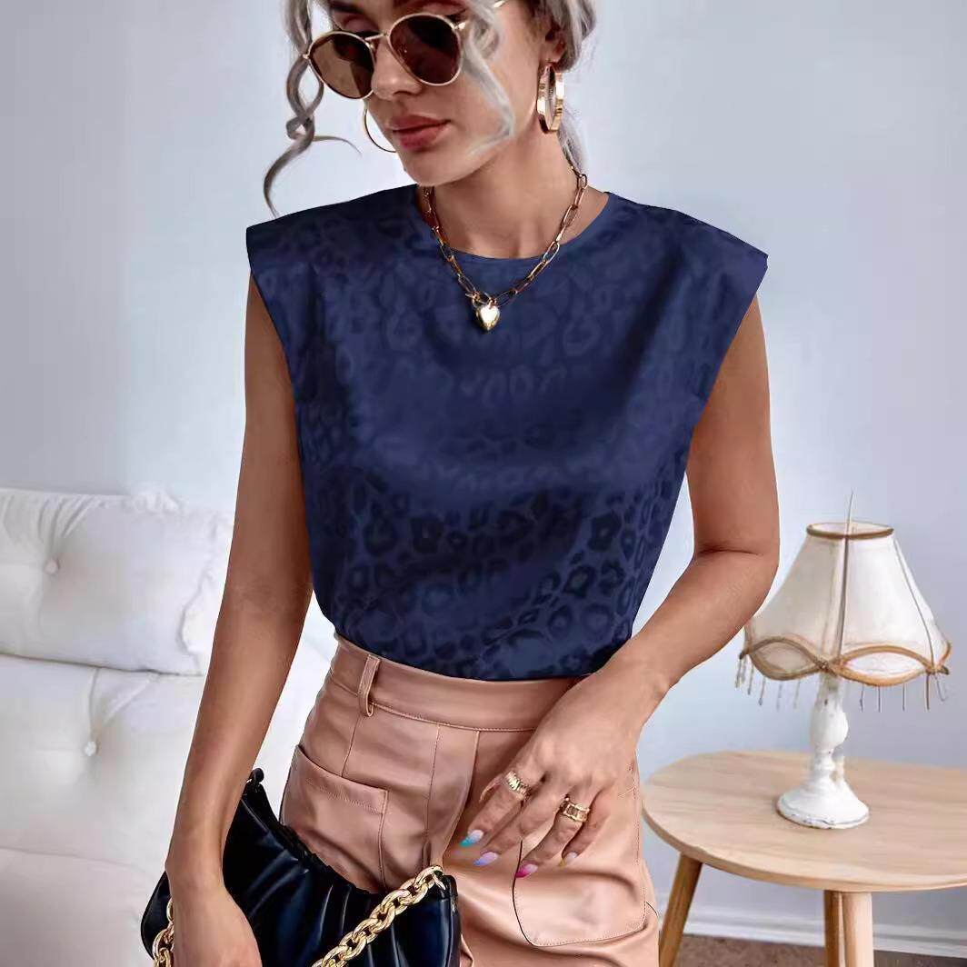 تي شيرت نسائي كاجوال بياقة مست - مراجعة Embroidery Shirt وسعره