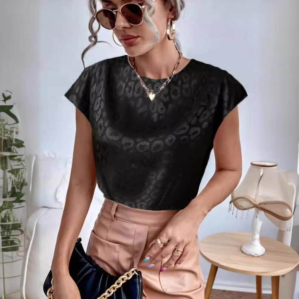تي شيرت نسائي كاجوال بياقة مست - مراجعة Embroidery Shirt وسعره