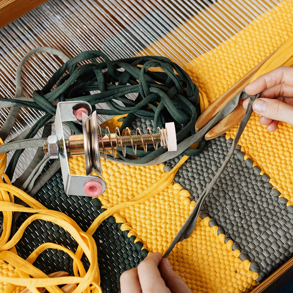 مشبك زنبركي لشد خيط النول، قطع - مراجعة Embroidery Thread وسعره
