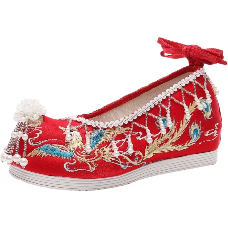 المرأة الجديدة الأحمر المطرزة  - مراجعة Embroidery Style وسعره