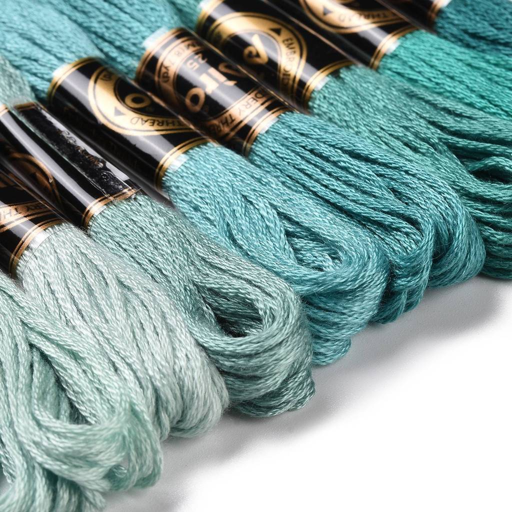 مجموعة من 8 بكرات خيوط تطريز ب - مراجعة Embroidery Thread وسعره